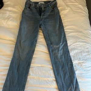 Abercrombie & Fitch 90’s Ultra High Rise straight legged jeans